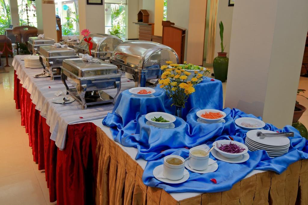 Mandalay City Hotel Bagian luar foto