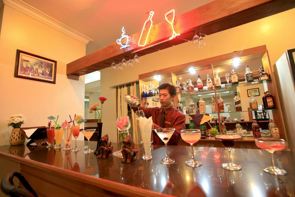 Mandalay City Hotel Bagian luar foto