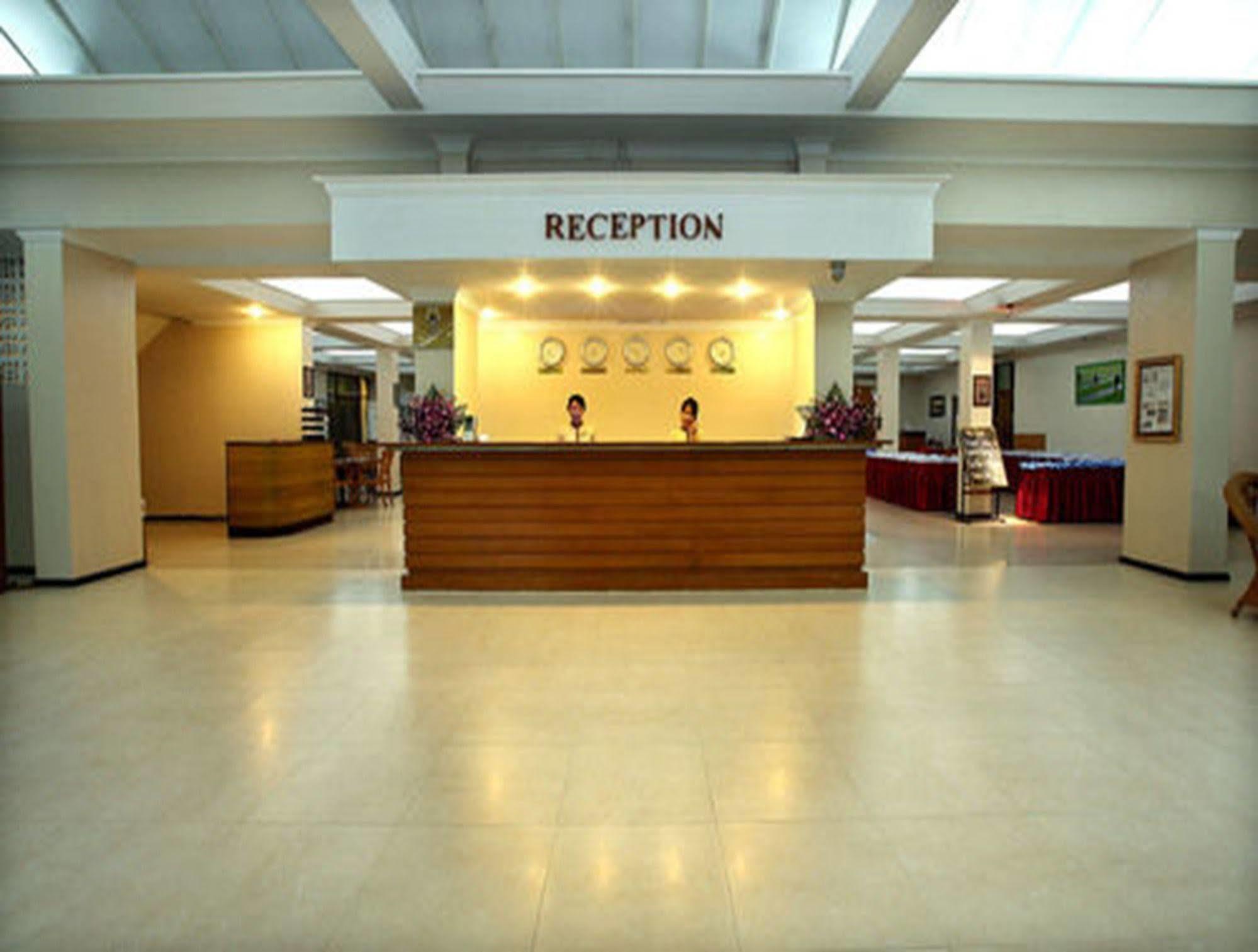 Mandalay City Hotel Bagian luar foto
